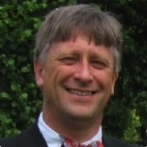 Dr Ian Holton